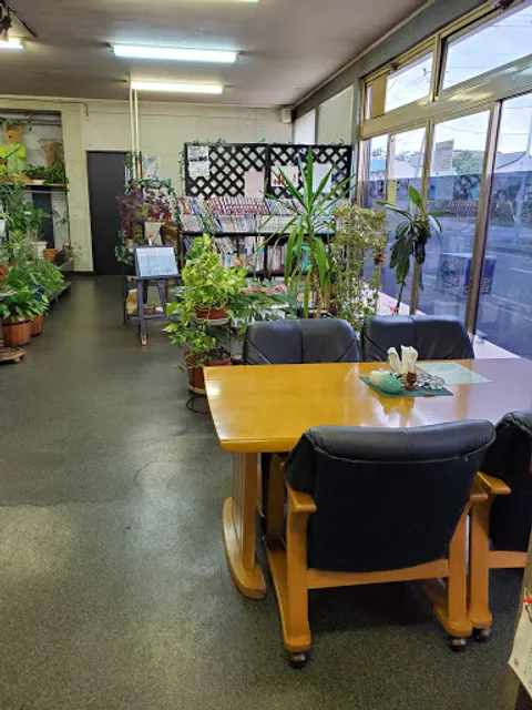 カフェ＆ふりま・ふりーだむ