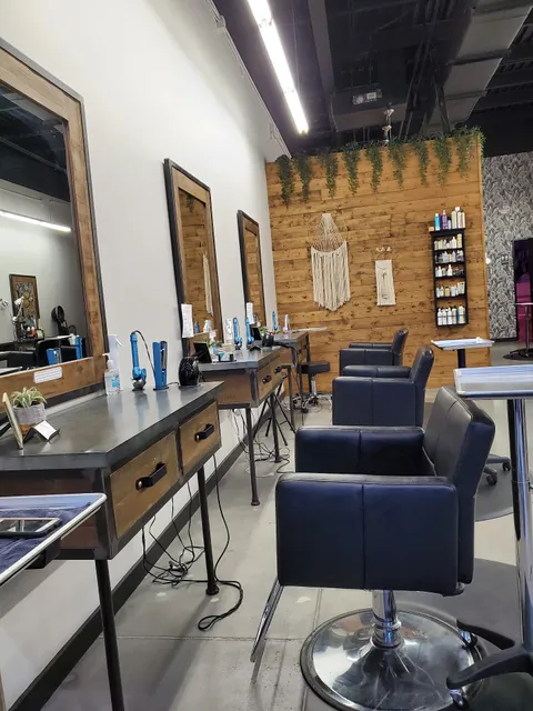 Salt and Waves Salon