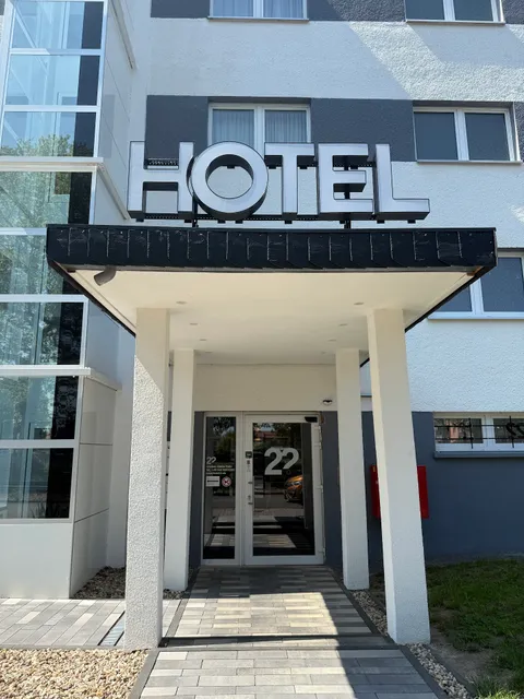 Hotel 22