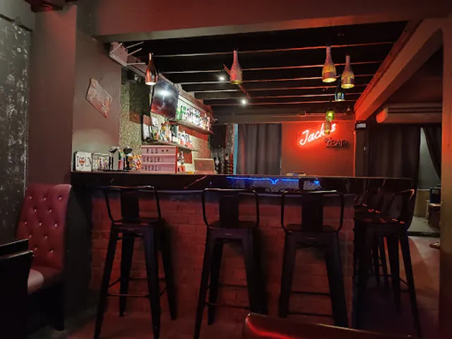 Jack's Home Bar & Bistro