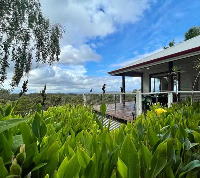 Karri Mia Chalets and Studios