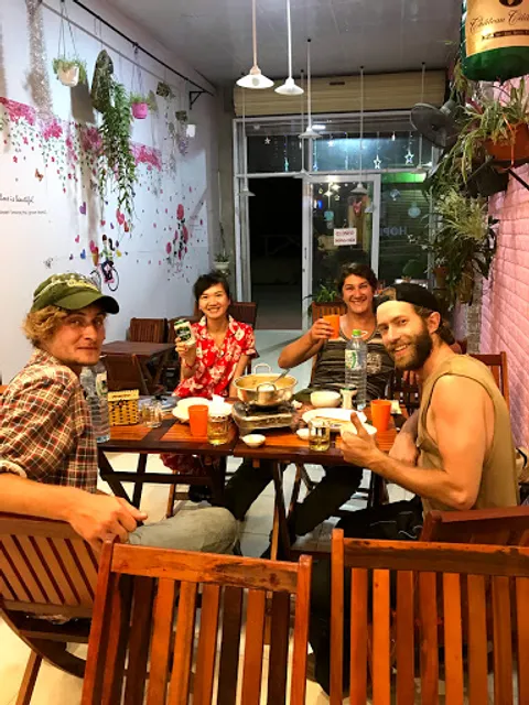 ĂN VẶT - TAM’S CAFE, FAST FOOD