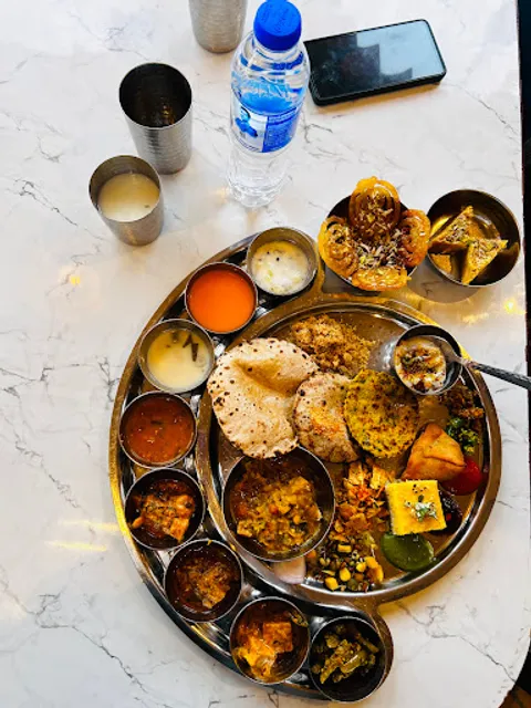 Ranisa N Rajasa Gurgaon - Pure Vegetarian Thali Restaraunt