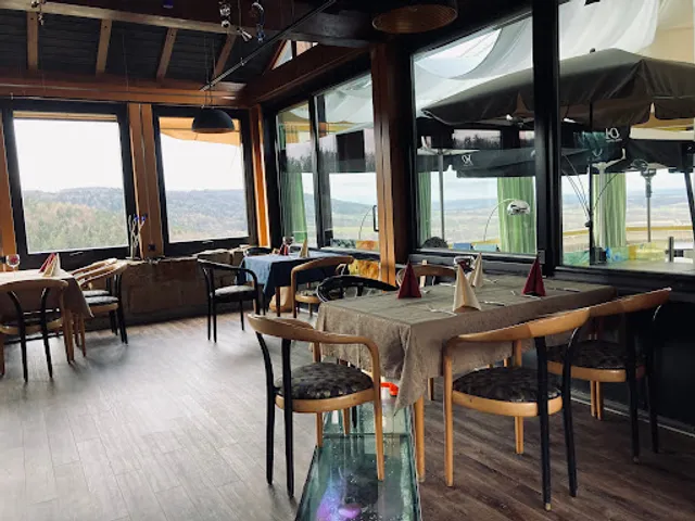 Berg-Gasthof Hötzelein GmbH &. Co. KG