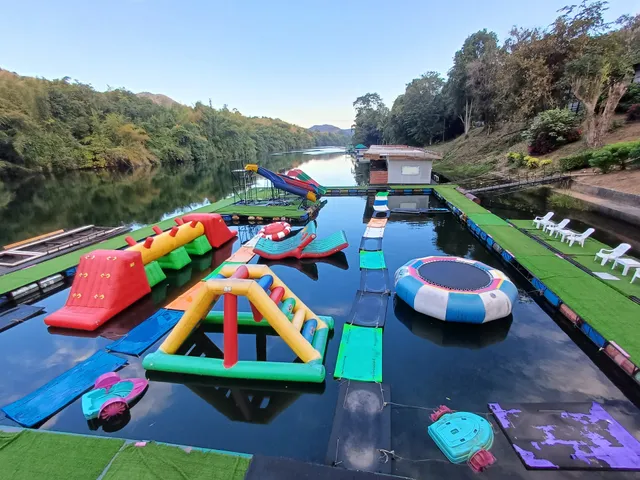 อิงภูผา รีสอร์ท