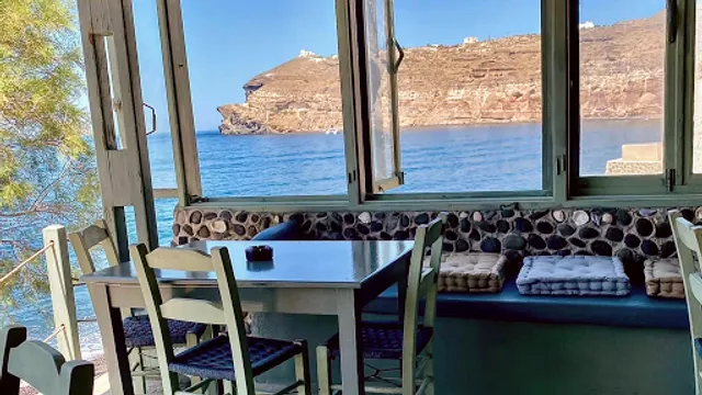 Mesa Pigadia Taverna