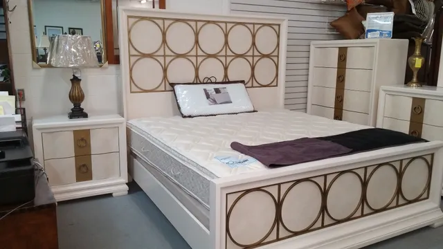 Gallery Furniture Inc