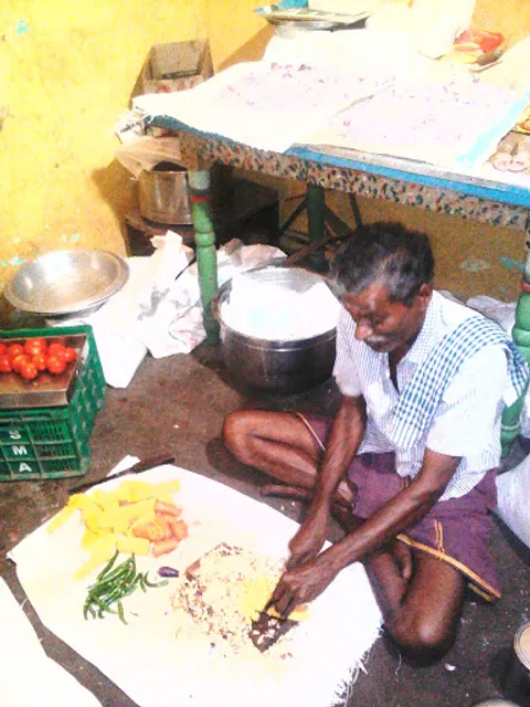 Ponsai Tiffin Centre And Parotta Star