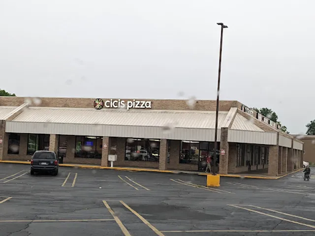 Cicis Pizza