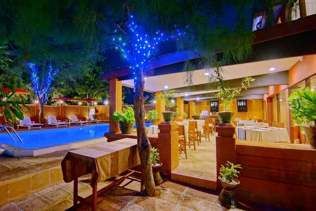 Hotel Yadnarbon Bagan