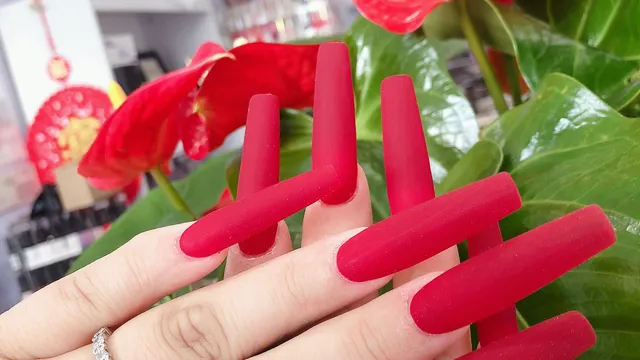 Violette Nails & Spa