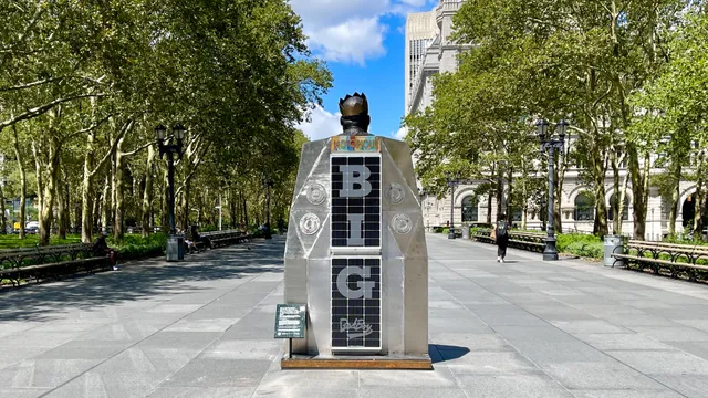 Biggie smalls sculpture