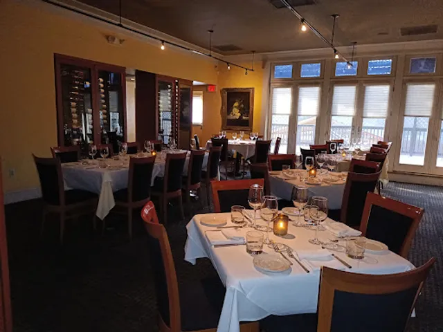 Michaelangelo's Italian Restaurant & Wine Bar