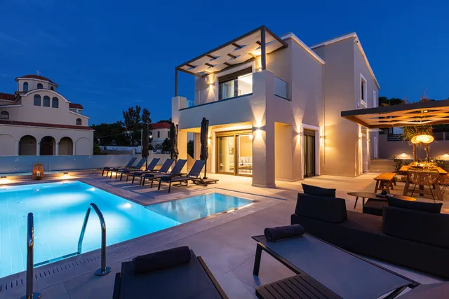 Lagoon Luxury Villas