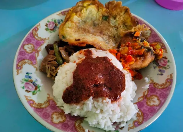Rumah Makan Ibu Gambreng