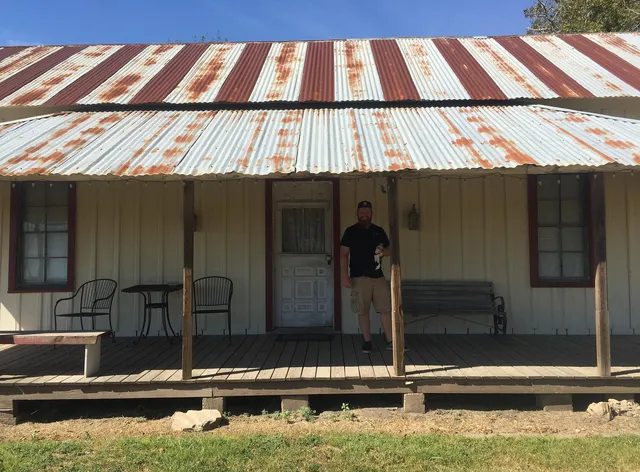 Shiner Hillside Guesthouse