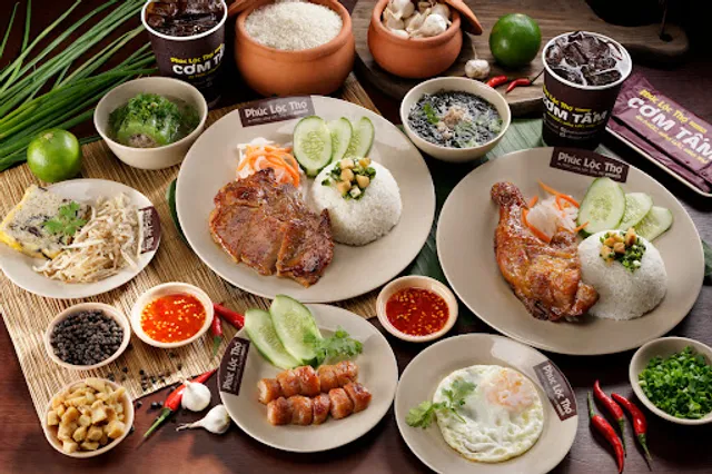 Cơm tấm Phúc Lộc Thọ Ngã Tư Hàng Xanh