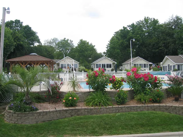 Fisherman Cove Resort