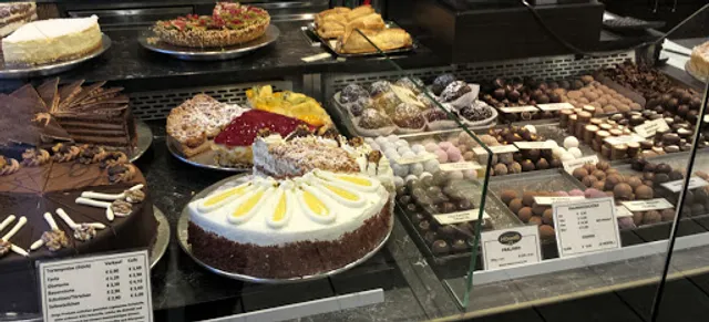 Emscafe and bakery Mönnig