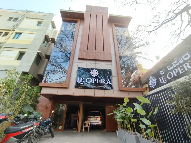Le Opera