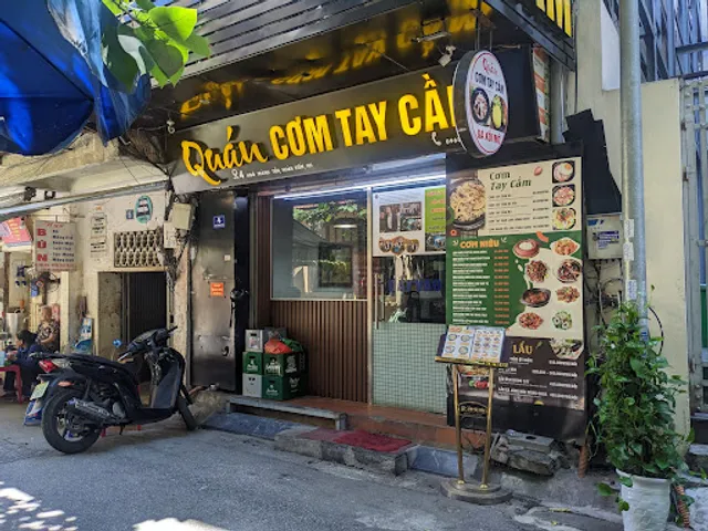 Quán Cơm Tay Cầm - Bún bò Huế