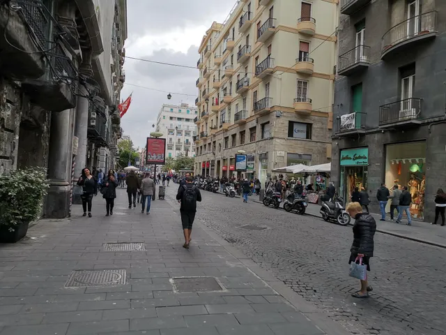 Stazione Metro Toledo