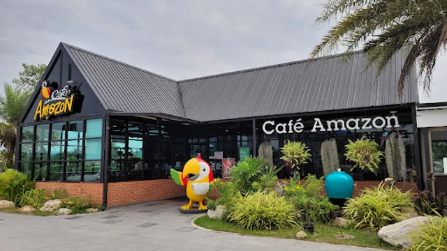 Café Amazon Glass House ปตท.สาริกา นครนายก