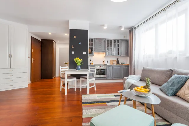 GoodHome - Sea Towers Apartment