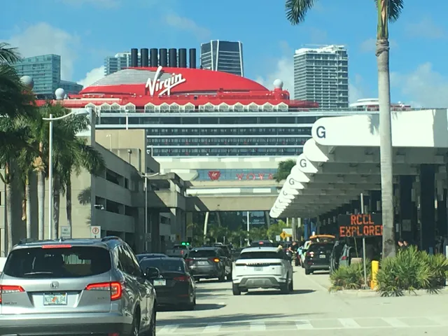 🛳 Port Miami 🚌 Shuttles