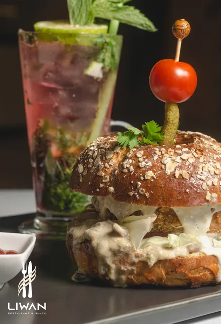 LIWAN - Restaurant & Snack