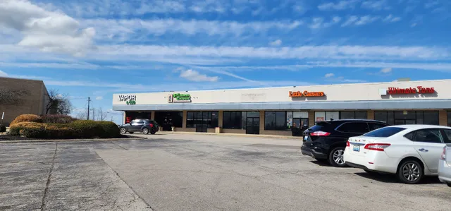 Gateway Plaza Shopping Center