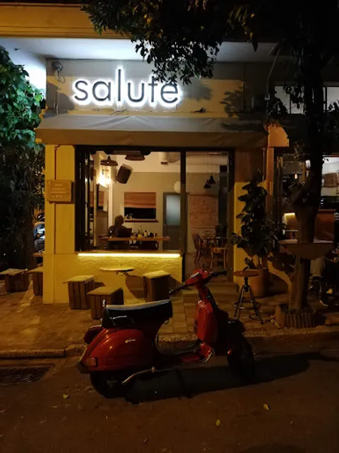 Salute Bistro