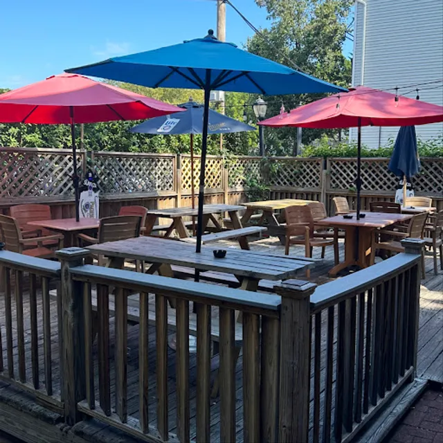 Portside Bar & Grill