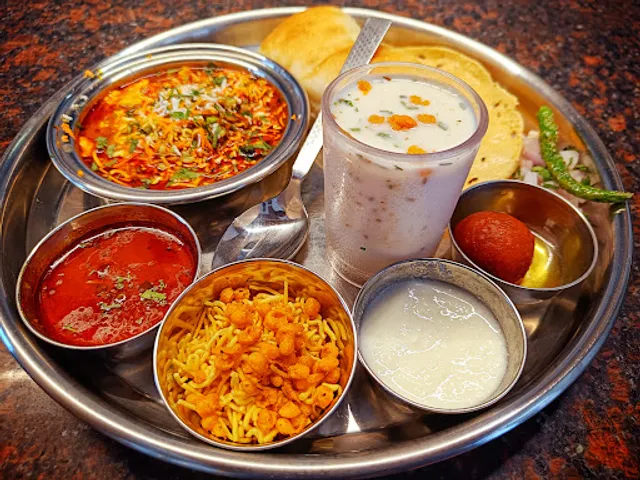 Hotel Sarthak Veg-Nonveg