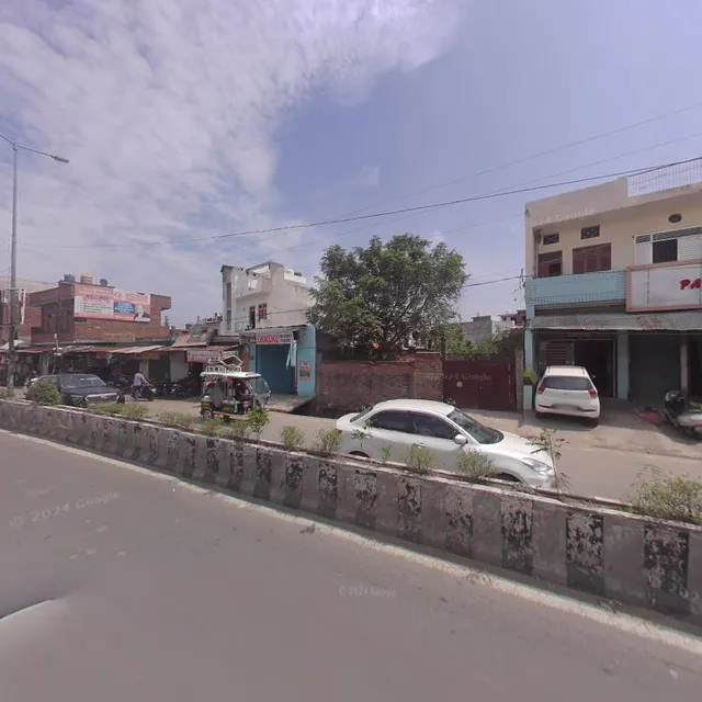 Apna first class pizza restaurant