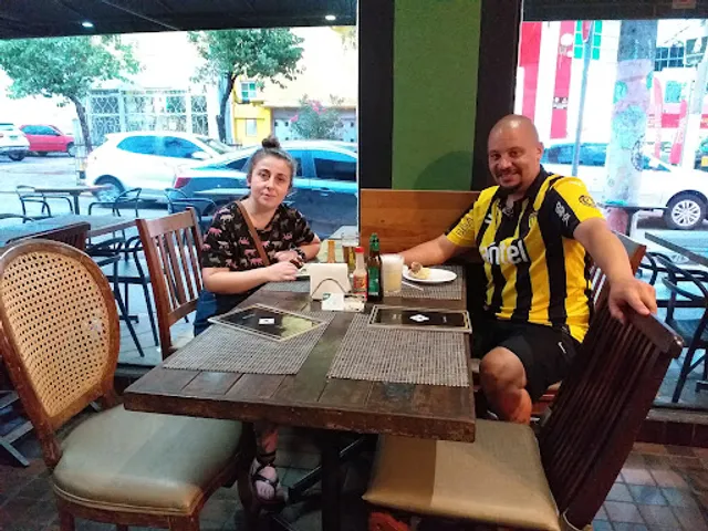 Cedros Cozinha Árabe