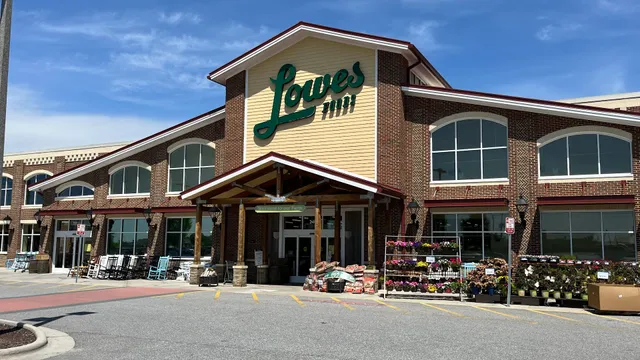 Main Street Market Shopping Center