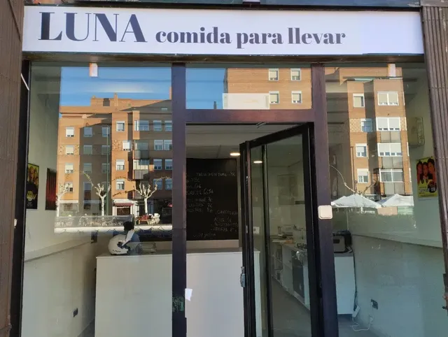 LUNA- Comida para llevar