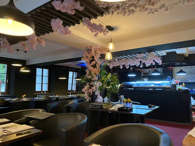 Osaka Sushi-Lounge