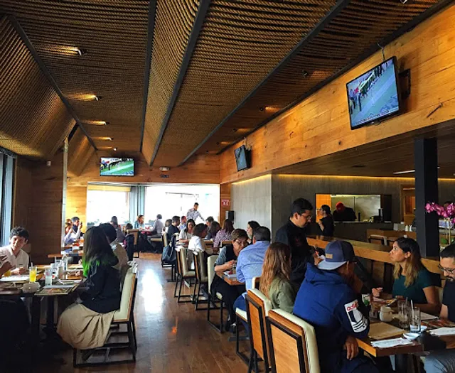 Tobu Comida Japonesa