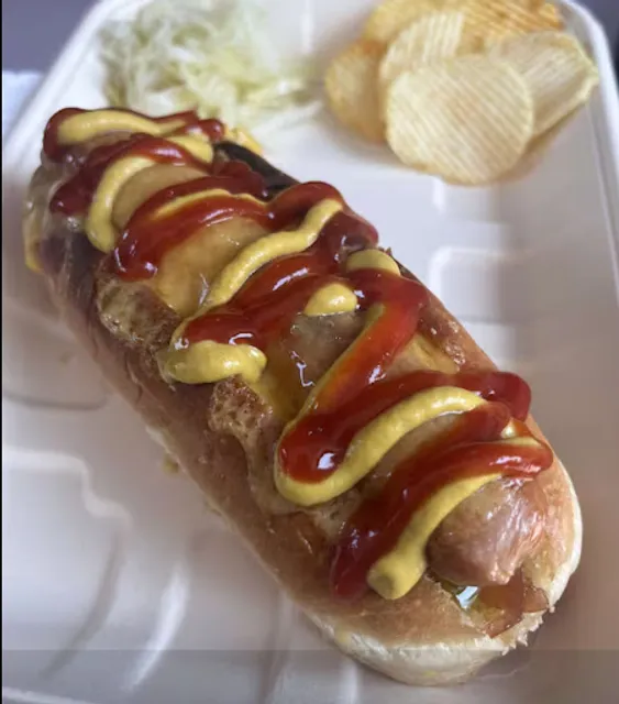 Pretz & Brats (Gourmet Hotdogs)