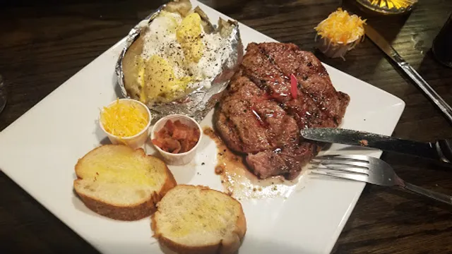 Fiddlesticks Bar & Grill