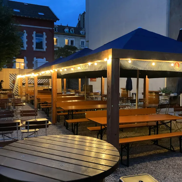 Le Jardin Biergarten - Grenoble
