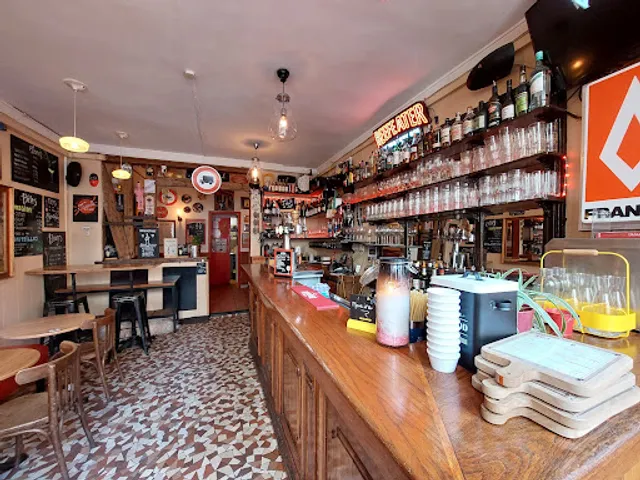 O'Jason Irish Pub | DJ & Sports Bar