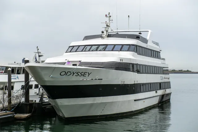 Wedding Cruises in Boston