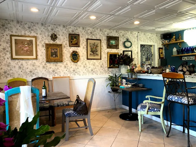 Blu Arroz Asian Bistro