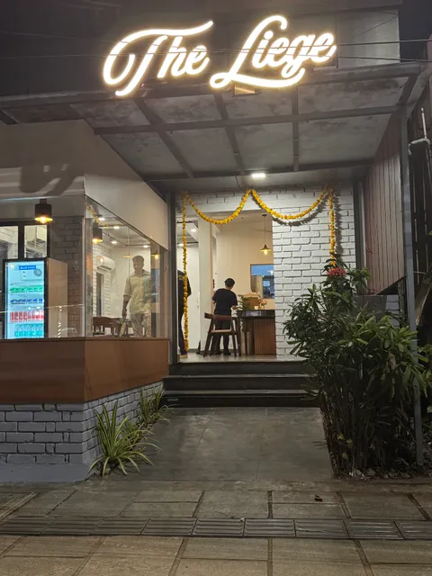 The Liege (The Burger Liege)