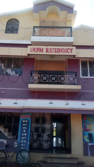 OYO 64376 Srpm Residency