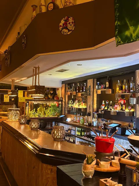 La Fondue Mexicana Simon Bolívar 13