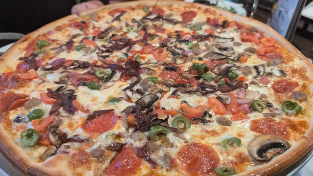 Highlands Pub & Patio